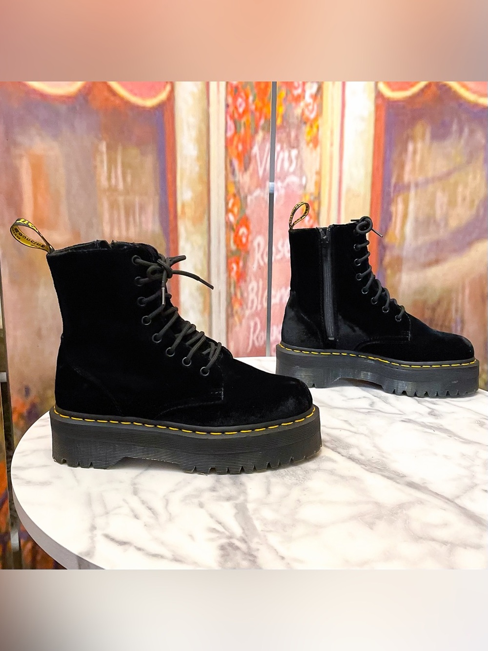 Dr. Martens Jadon Velvet Platform Boots Black Size 7 EUC - Picture 5 of 13